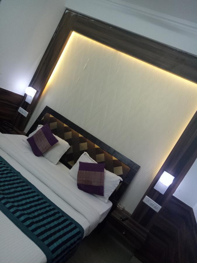 Hotel Perfect Palace นิวเดลี ภายนอก รูปภาพ