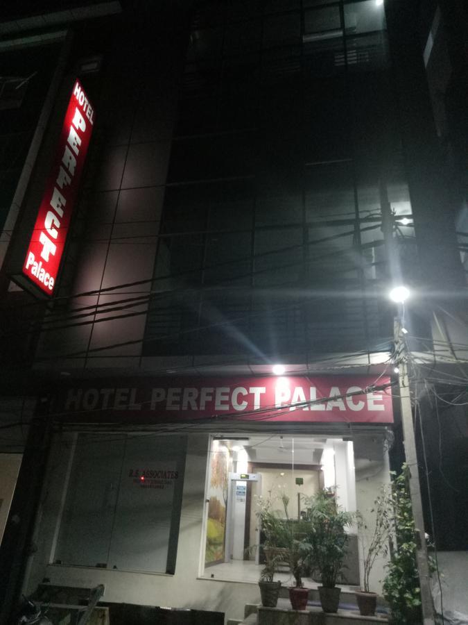 Hotel Perfect Palace นิวเดลี ภายนอก รูปภาพ