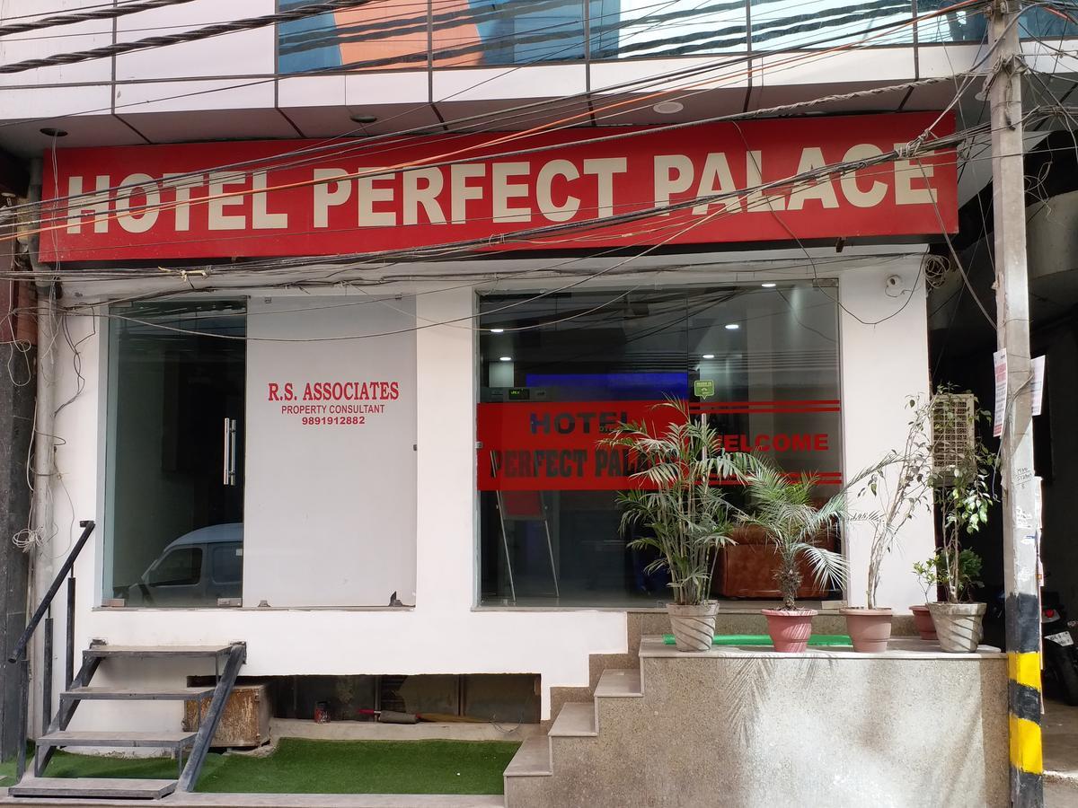 Hotel Perfect Palace นิวเดลี ภายนอก รูปภาพ